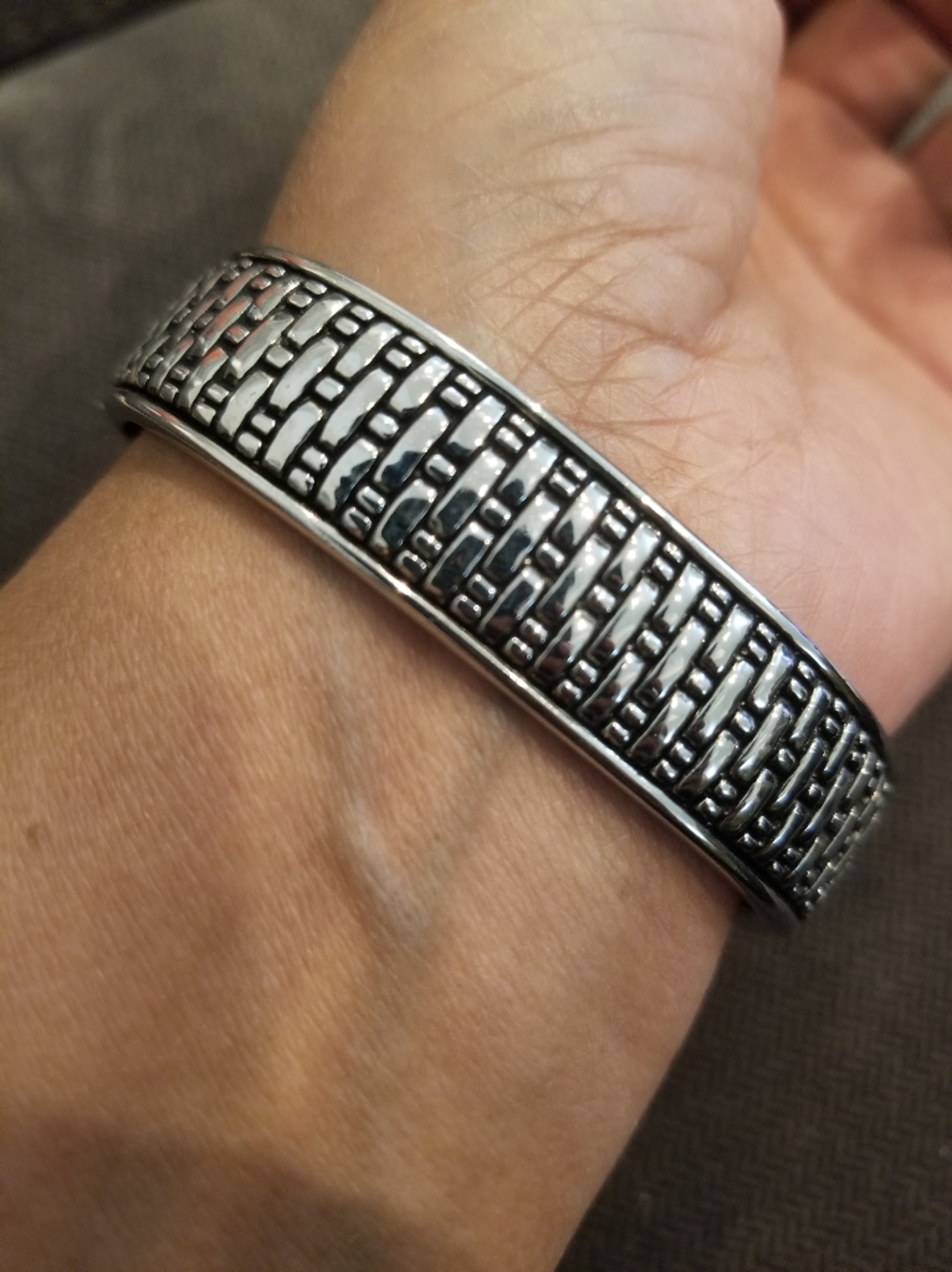 Silver Textured Bangle Bracelet Hinged Bangle Sleek Weave Design Contemporary